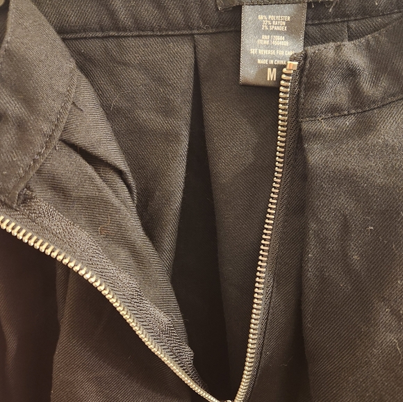 Hot Topic O-ring Skater Skirt - Picture 3 of 6